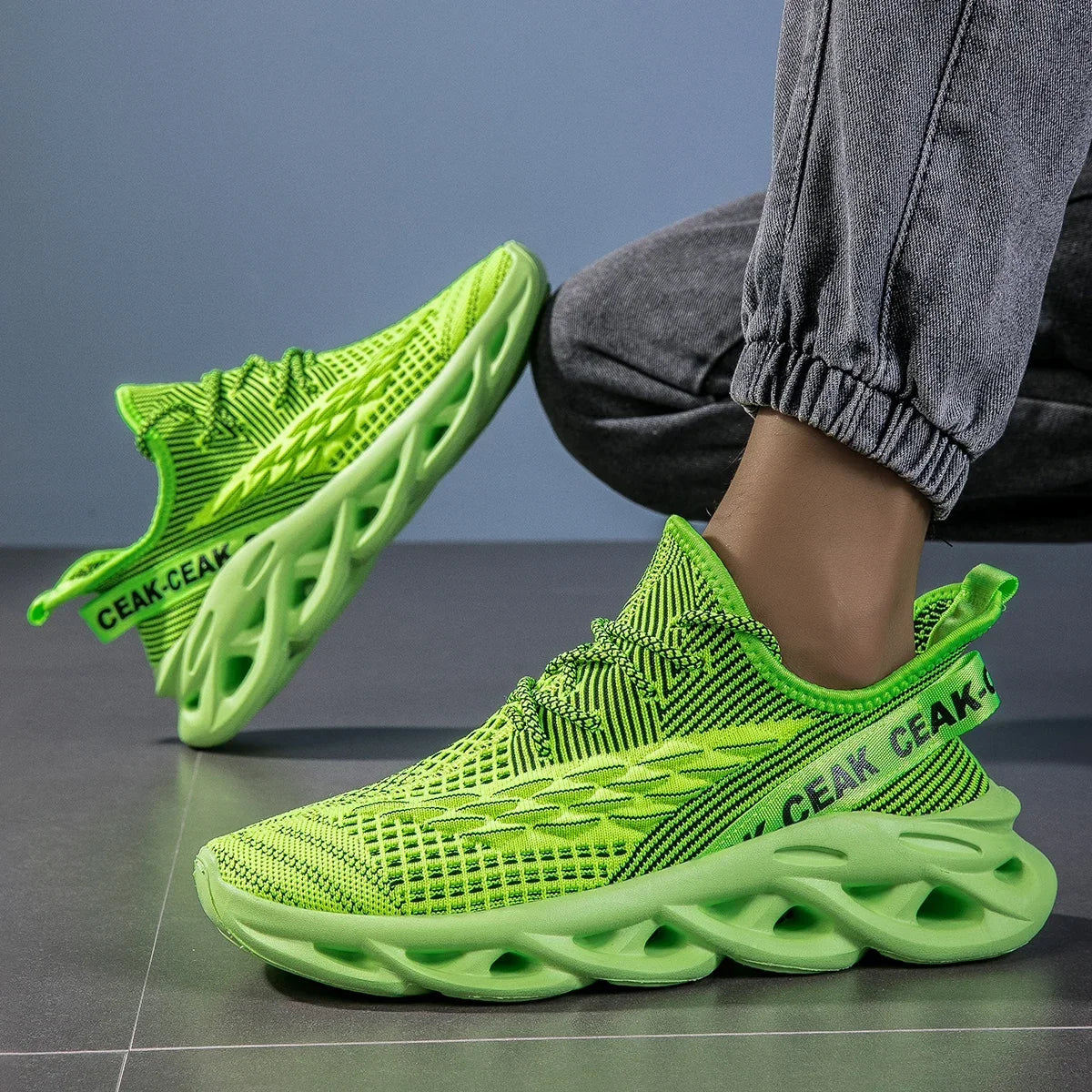 Mens Sneakers Running Jogging Shoes Casual Sneakers Men Outdoor Breathable Mesh Shoes Light Shock-absorption Sports Shoes Men