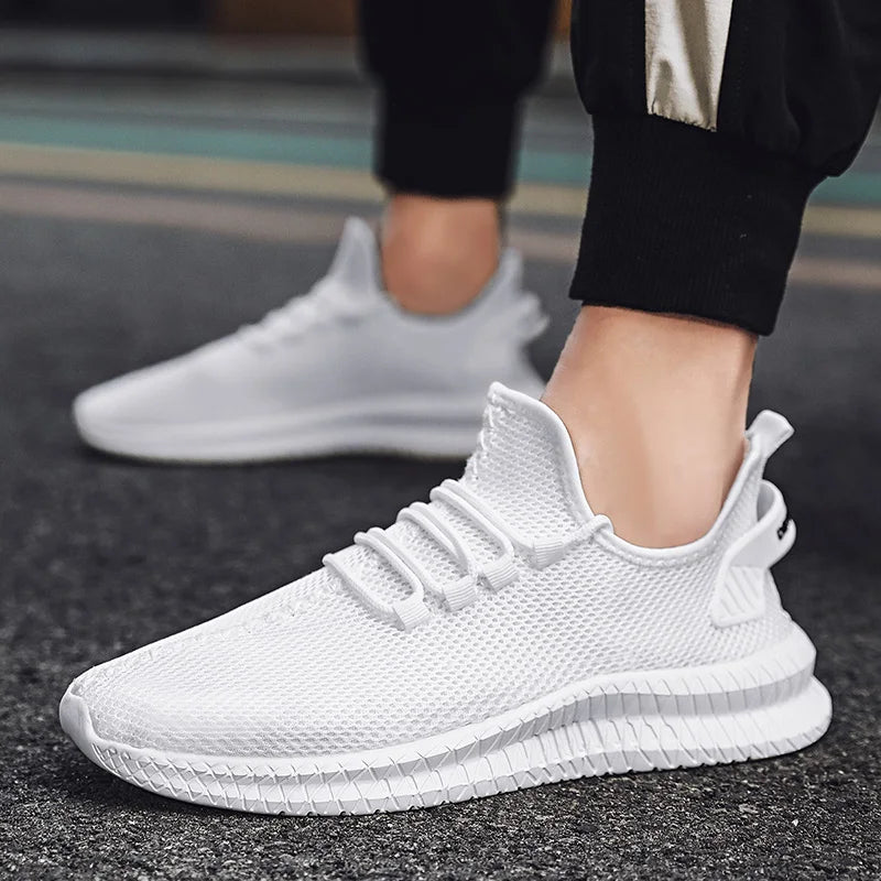 New Fashion Sneakers Lightweight Men Casual Shoes Breathable Male Footwear Lace Up Walking Shoe Sport Running Sneaker Plus Size